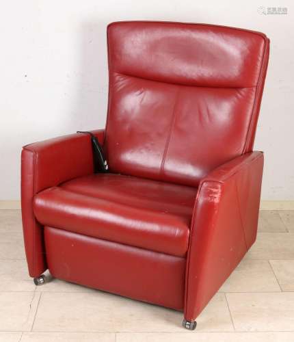Wide leather relax chair
