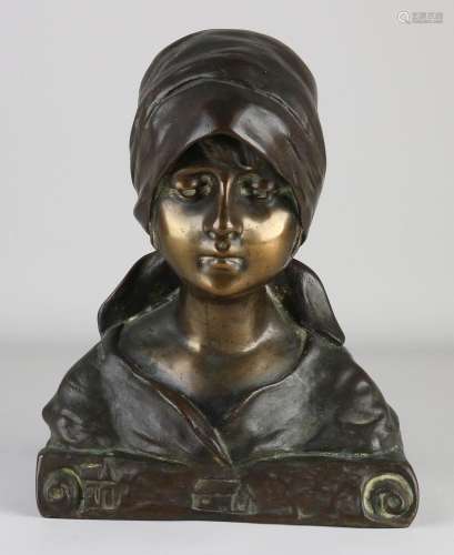 Antique bronze bust, 1900