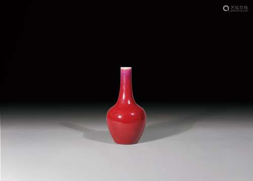清中期 钧红釉天球瓶