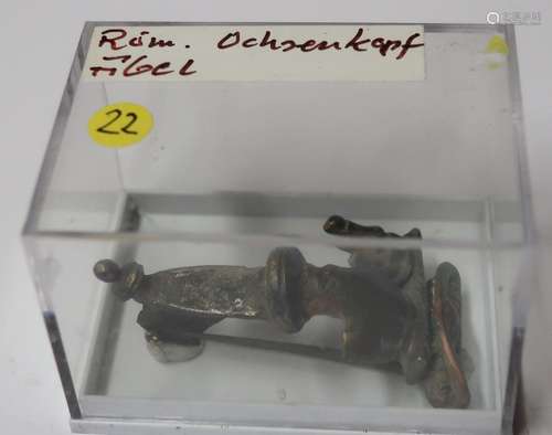 Römische Ochsenkopf-Fibel