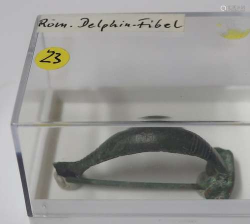 Römische Delphin-Fibel