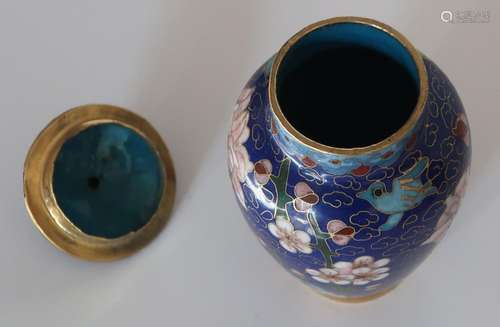 Kleine Deckelvase, Cloisonné, Höhe ca. 9,5cm