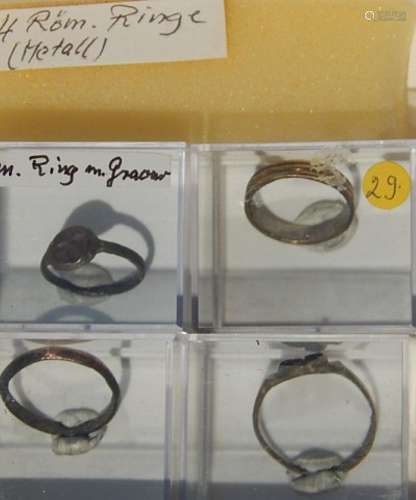 Konvolut 4 römische Ringe,davon einer mit Gravur, zusammen