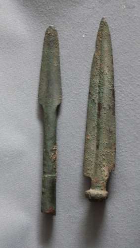 2 antike Speerspitzen,Bronze, Länge maximal 20cm, Syrien, zu...