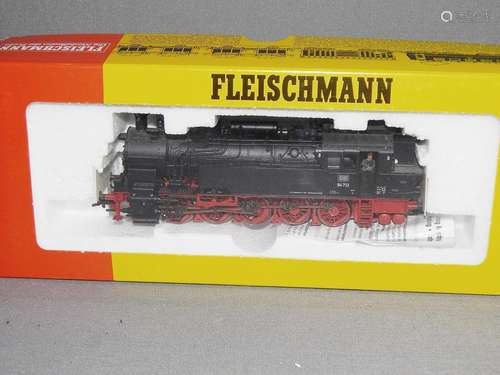 Fleischmann Dampflokomotive,  Nr.94713, Spur H0, mit Karton