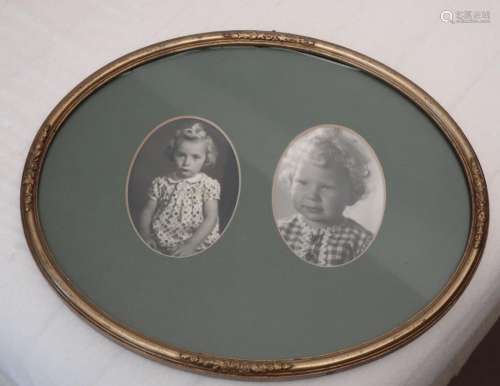 Ovaler Bilderrahmen mit 2 Kinderfotos