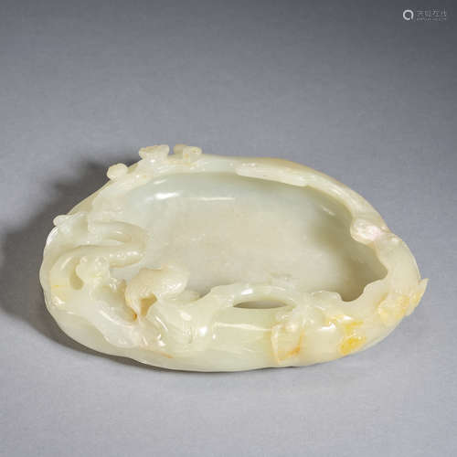 A jade 'magpie on plum tree' brush washer, Qing dynasty