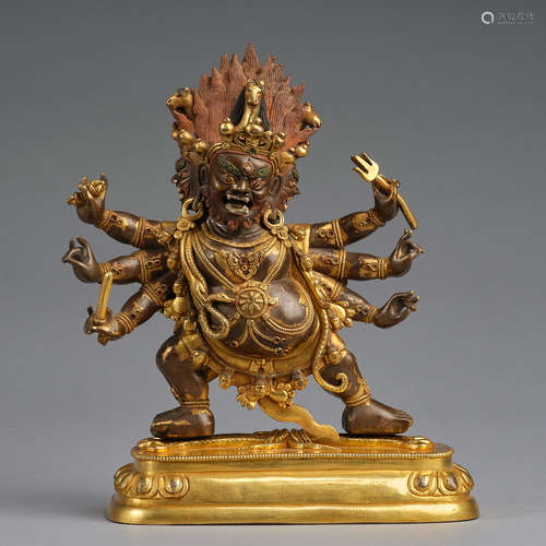 A finely gilt-copper alloy figure of Buddha ,Qing Dynasty