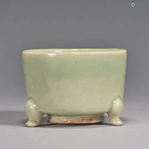 A tripod incense burner,Ming dynasty