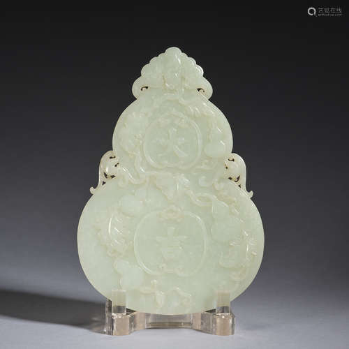 A gourd-shaped jade board with carved poem ,Qing Dynasty