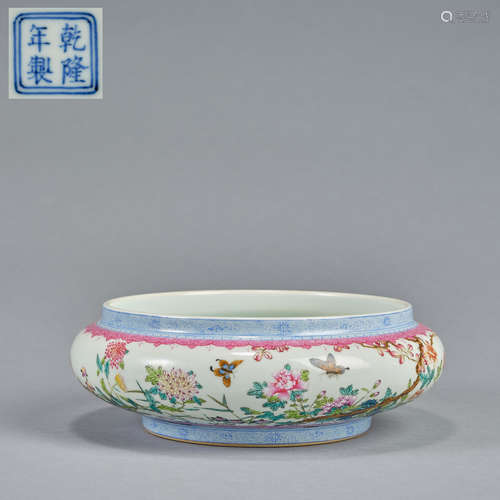 A famille-rose 'floral and butterflies' brush washer, Qing d...