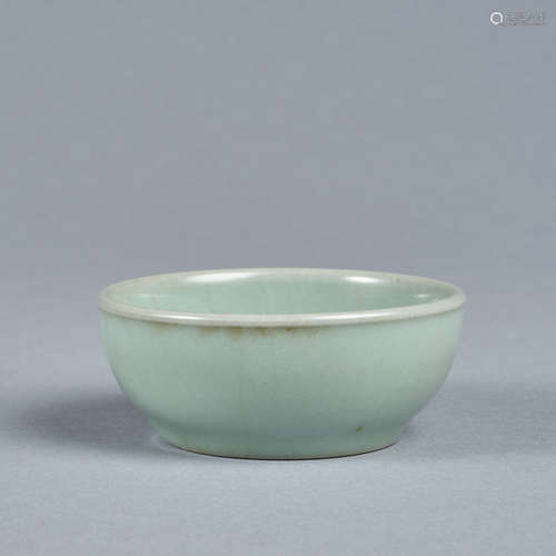 A Ge Kiln tea cup,Song dynasty