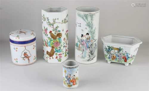 Five parts Chinese porcelain