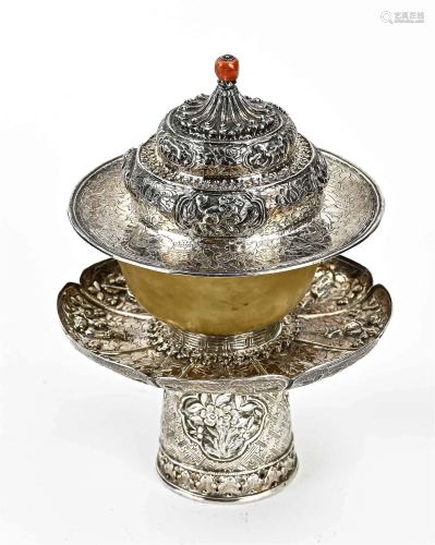 Antique Tibetan jade cup with silverware