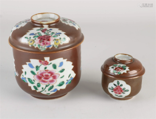 Two Chinese lidded jars