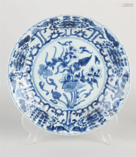 17th - 18th century Chinese Kang Xi plate, Ã˜ 21 cm.