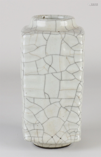 Chinese square celadon vase, H 18 cm.