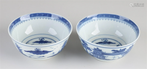 Two Chinese bowls Ã˜ 11.6 cm.