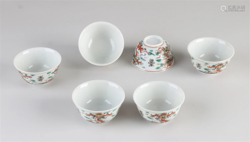 Six Chinese Familie Verte cups Ã˜ 7.5 cm.