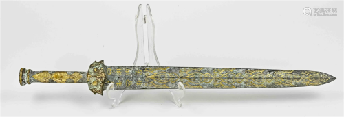 Chinese bronze dagger, L 56 cm.