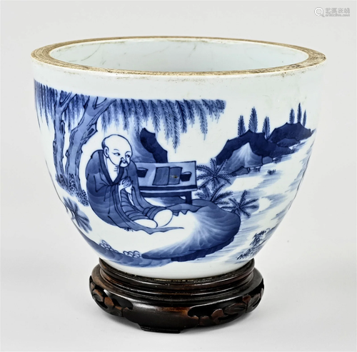 Chinese pot with console