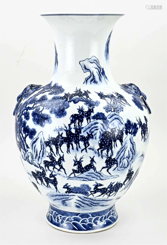 Large Chinese vase, H 43.5 cm.