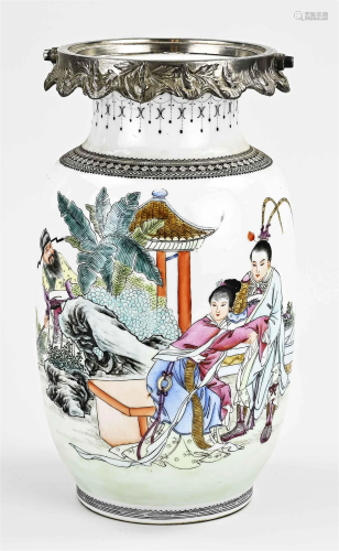 Chinese vase, H 24 cm.