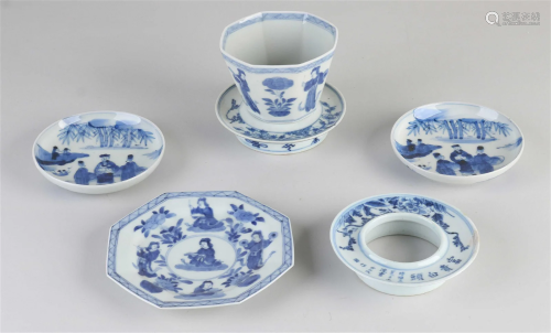 6x Antique porcelain (various)