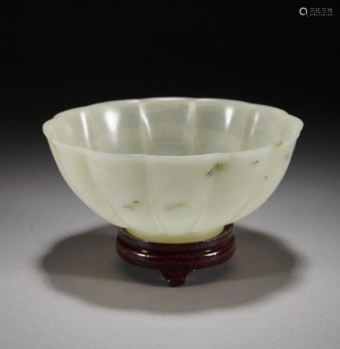 Qing Period Celadon Jade Lobed Bowl