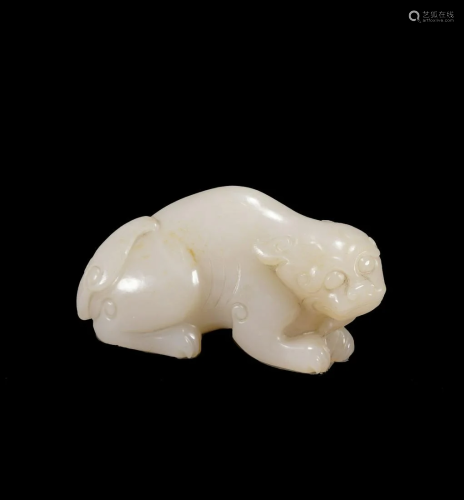 Qing Period white jade auspicious beast