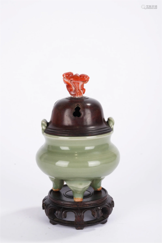Qing Period Celadon Glaze Tripod Censer