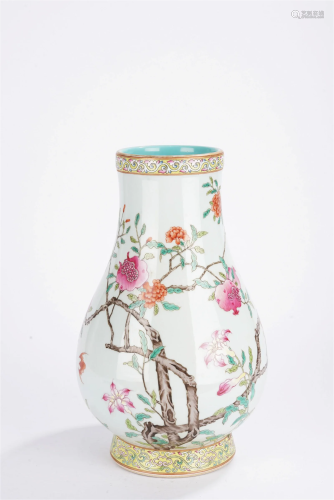 Chinese Minguo Famille Rose Peach Tree Vase