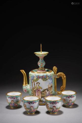 Chinese Set of Painted Enamel Teapots and Cups