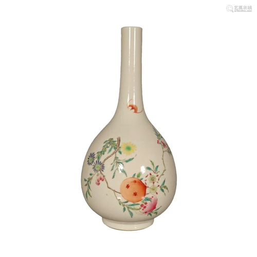 A Lovely Famille-rose Flower& Fruit Gall-shaped Vase