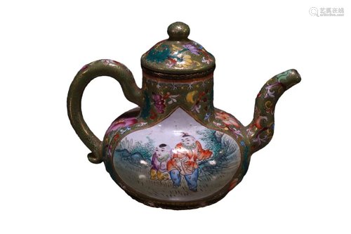 A Gorgeous Purple Sand Added-colour Flower Figure Teapot