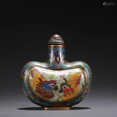 A Delicate Cloisonne Snuff Bottle