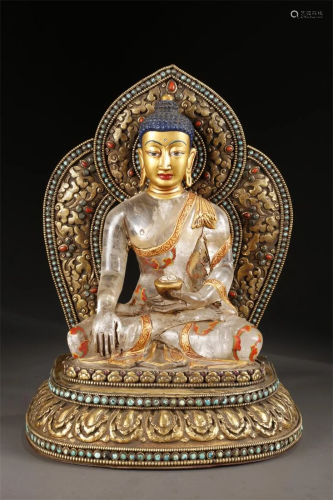 A CRYSTAL SAKYAMUNI BUDDHA STATUE.