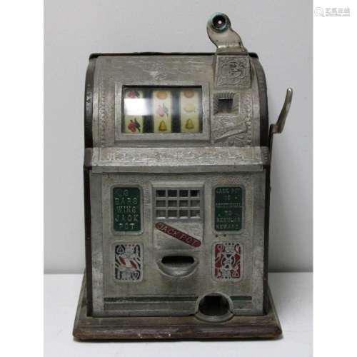 Roberts Novelty Co 5 Cent Slot Machine.