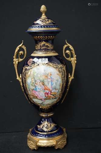 Grand vase de style SEVRES - Poterie bleu cobalt - Avec mont...