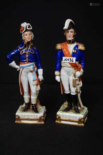 2 Statues en porcelaine - Signé SCHEIBE ALSBACH - "Offi...