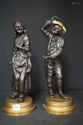 2 Belles sculptures anciennes en bronze - "couple rieur...