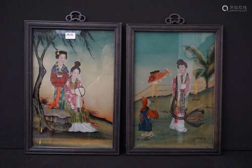 2  verres  églomisés chinois - "Gheisha" - 54 x 40...