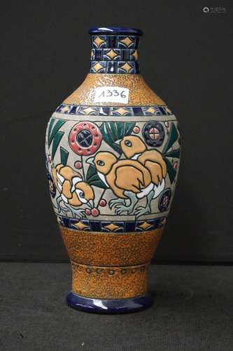 Vase Art Déco - Signé AMPHORA - Décoration polychrome avec o...