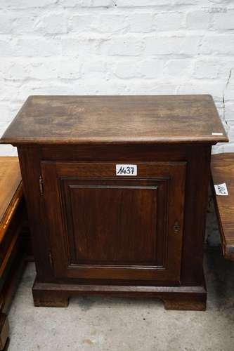 Buffet rustique - Chêne - Avec 1 porte et 1 tiroir intérieur...