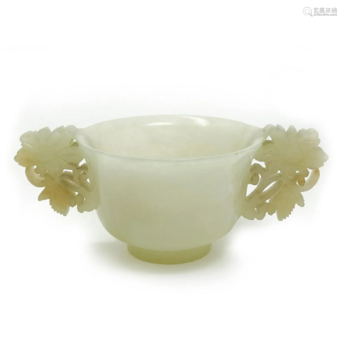 A WHITE JADE TWIN-HANDLED CUP