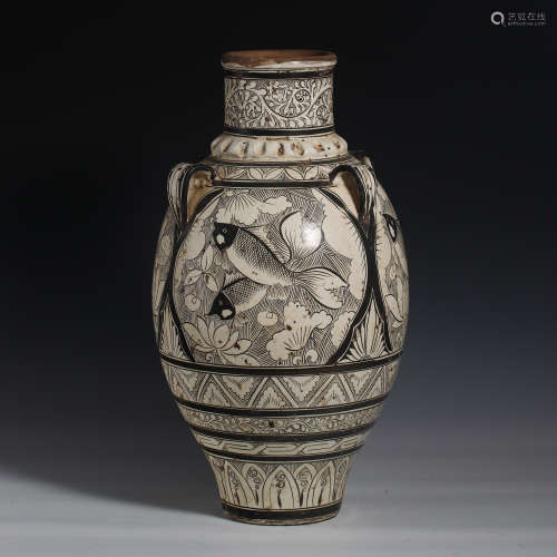 Large jar of Porcelain Zhou kiln in the tenth century of Chi...