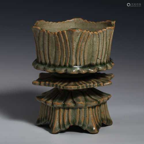 Chinese 10th century celadon cup holder