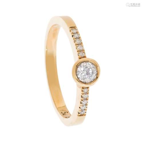 Solitaire ring in 18k yellow gold