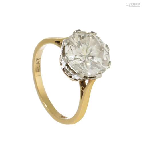 Solitaire ring in 18kt yellow gold with a brilliant cut diam...