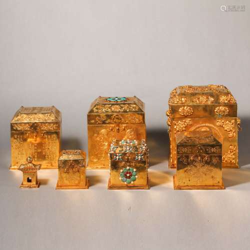China Qing Dynasty A set of gilt Buddha niches